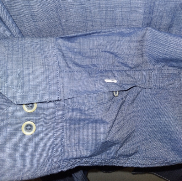 Women's Collarless Denim Shirt - Picture 4 of 4